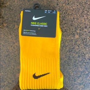 Brand New Nike Classic Cushioned Knee High Sock